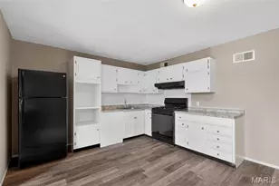 1310 Petite Dr, Saint Louis, MO 63138 - Photo 21