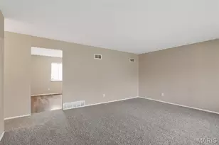 1310 Petite Dr, Saint Louis, MO 63138 - Photo 15