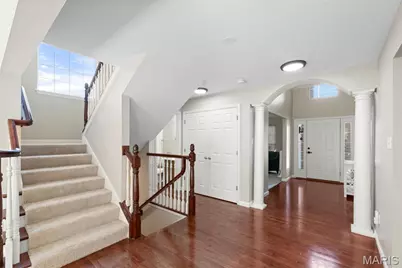 1514 Laurel Bluffs, Hazelwood, MO 63042 - Photo 9