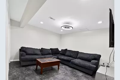 239 Carlton Point Drive, Wentzville, MO 63385 - Photo 35