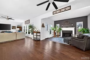 239 Carlton Point Dr, Wentzville, MO 63385 - Photo 15