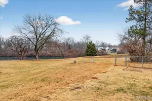 5227 Suntrail Dr, Black Jack, MO 63033 - Photo 27