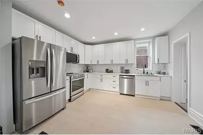 4063 Wyoming Street, Saint Louis, MO 63116 - Photo 9