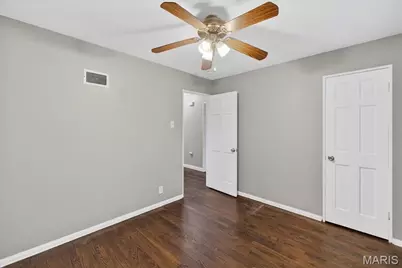 212 Lakeside Drive, Ballwin, MO 63021 - Photo 15