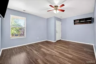 1831 New Sun Ct, Florissant, MO 63031 - Photo 5