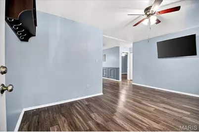 1831 New Sun Court, Florissant, MO 63031 - Photo 3