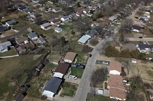 4309 Snelson Dr, Saint Louis, MO 63129 - Photo 9