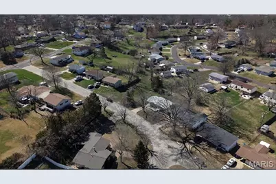 4309 Snelson Drive, Saint Louis, MO 63129 - Photo 5