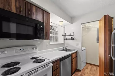 2424 Silkwood Drive, Overland, MO 63114 - Photo 11