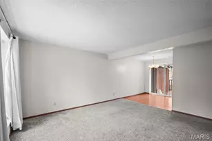 2424 Silkwood Dr, Overland, MO 63114 - Photo 9