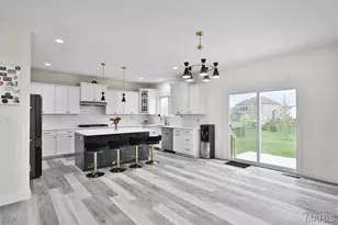 112 Westhaven Vw Dr, Wentzville, MO 63385 - Photo 17