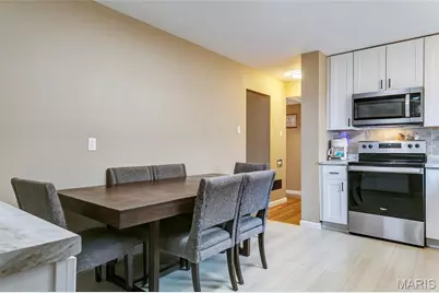 39 Radford Drive, Florissant, MO 63031 - Photo 9