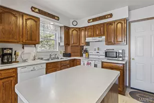 9367 E Vista Dr, Hillsboro, MO 63050 - Photo 43