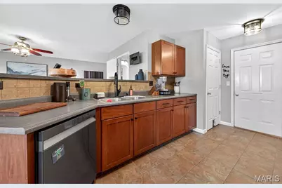 519 Country Circle Drive, Lake Saint Louis, MO 63367 - Photo 13