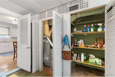 9422 Parklind Drive, Saint Louis, MO 63126 - Photo 25