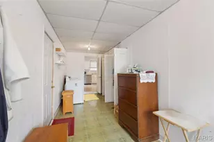 9422 Parklind Dr, Saint Louis, MO 63126 - Photo 27