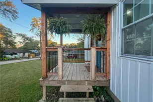 242 Siebenman St, Bourbon, MO 65441 - Photo 3