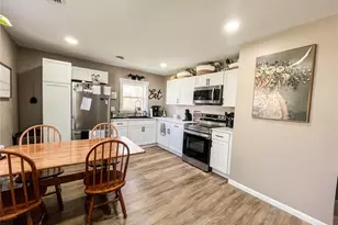 242 Siebenman St, Bourbon, MO 65441 - Photo 7