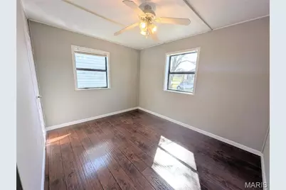 4639 Primm, Saint Louis, MO 63116 - Photo 9