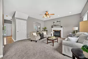 2225 Ameling Manor Dr, Maryland Heights, MO 63043 - Photo 15