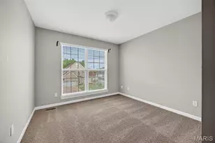 2225 Ameling Manor Dr, Maryland Heights, MO 63043 - Photo 35