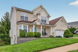 2225 Ameling Manor Dr, Maryland Heights, MO 63043 - Photo 3