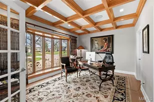 28 Ladue Meadows, Saint Louis, MO 63141 - Photo 3