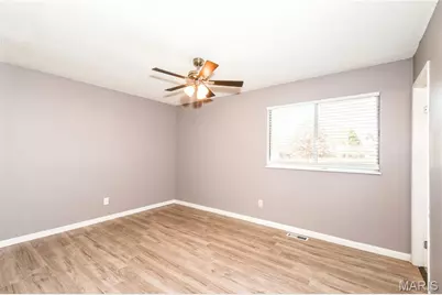 2519 Millvalley Drive, Florissant, MO 63031 - Photo 7
