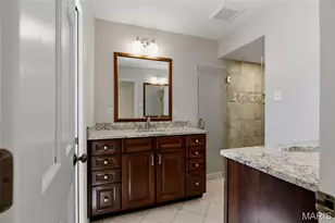 920 Claymark Dr, Town and Country, MO 63131 - Photo 19