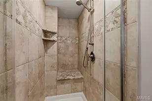 920 Claymark Dr, Town and Country, MO 63131 - Photo 21