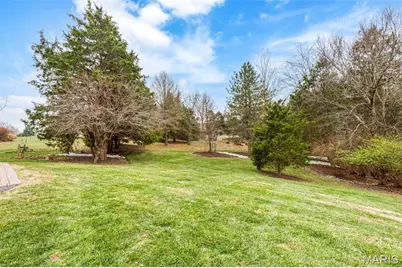 265 Camelot Drive, Weldon Spring, MO 63304 - Photo 13