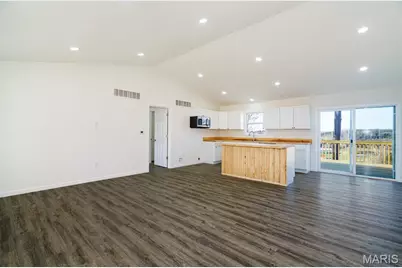 122 Robin Hill Drive, Shelbyville, MO 65565 - Photo 3