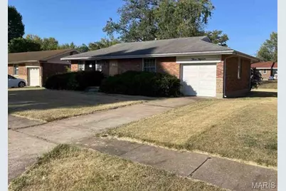315 S Dellwood Drive, Saint Louis, MO 63135 - Photo 1
