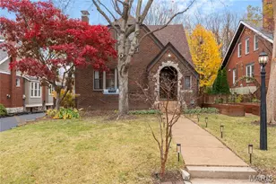 334 Marion Ave, Saint Louis, MO 63119 - Photo 1