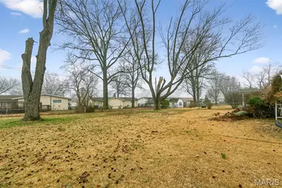 1395 Redbird Drive, Florissant, MO 63031 - Photo 15