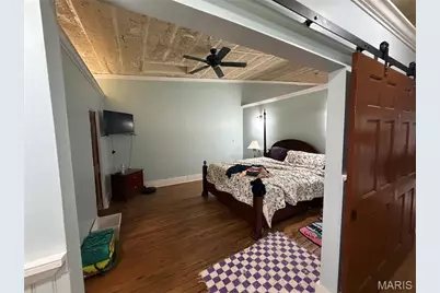 403 Broadway, Hannibal, MO 63401 - Photo 19