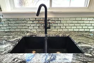 12829 Spanish Pond Rd, Saint Louis, MO 63138 - Photo 7