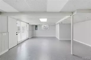 1 Hazelnut Ct, Florissant, MO 63033 - Photo 23