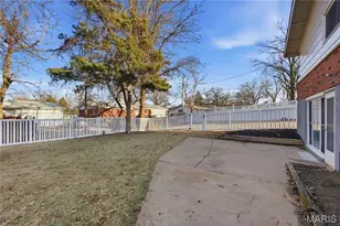 1 Hazelnut Ct, Florissant, MO 63033 - Photo 29