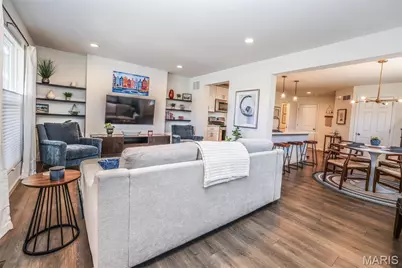 635 Maple Forest #24, Kirkwood, MO 63122 - Photo 7