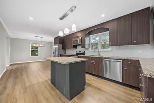 655 Lakewood Dr, Lake Saint Louis, MO 63367 - Photo 9