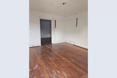 4501 Mary Avenue, Saint Louis, MO 63107 - Photo 3