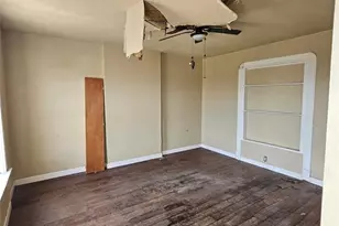 4501 Mary Ave, Saint Louis, MO 63107 - Photo 9