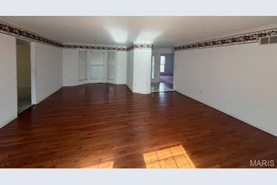 12948 Broadridge Lane, Florissant, MO 63033 - Photo 7