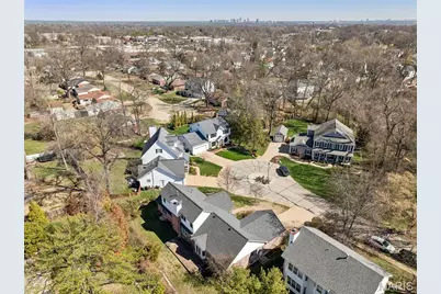 917 Oak Glen Manor Court, Kirkwood, MO 63122 - Photo 3