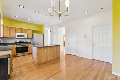 917 Oak Glen Manor Court, Kirkwood, MO 63122 - Photo 19