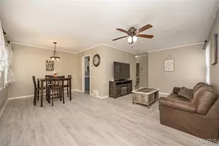 9305 Cloverhurst Dr, Affton, MO 63123 - Photo 5