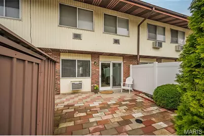 7632 Hazelcrest Drive, Hazelwood, MO 63042 - Photo 33