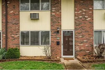 7632 Hazelcrest Drive, Hazelwood, MO 63042 - Photo 5