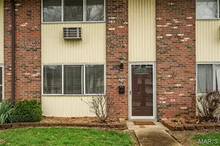 7632 Hazelcrest Dr, Hazelwood, MO 63042 - Photo 5